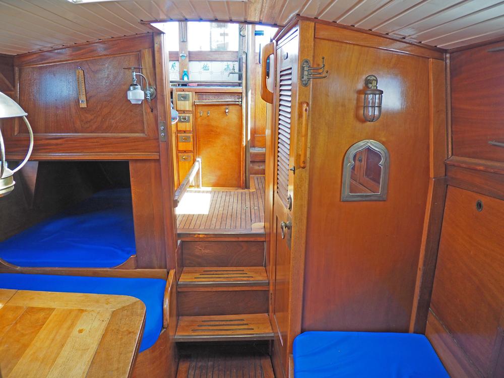Salon, H&eacute;bergements